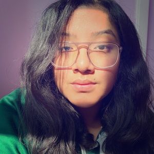 Meet your Posher, Stacy